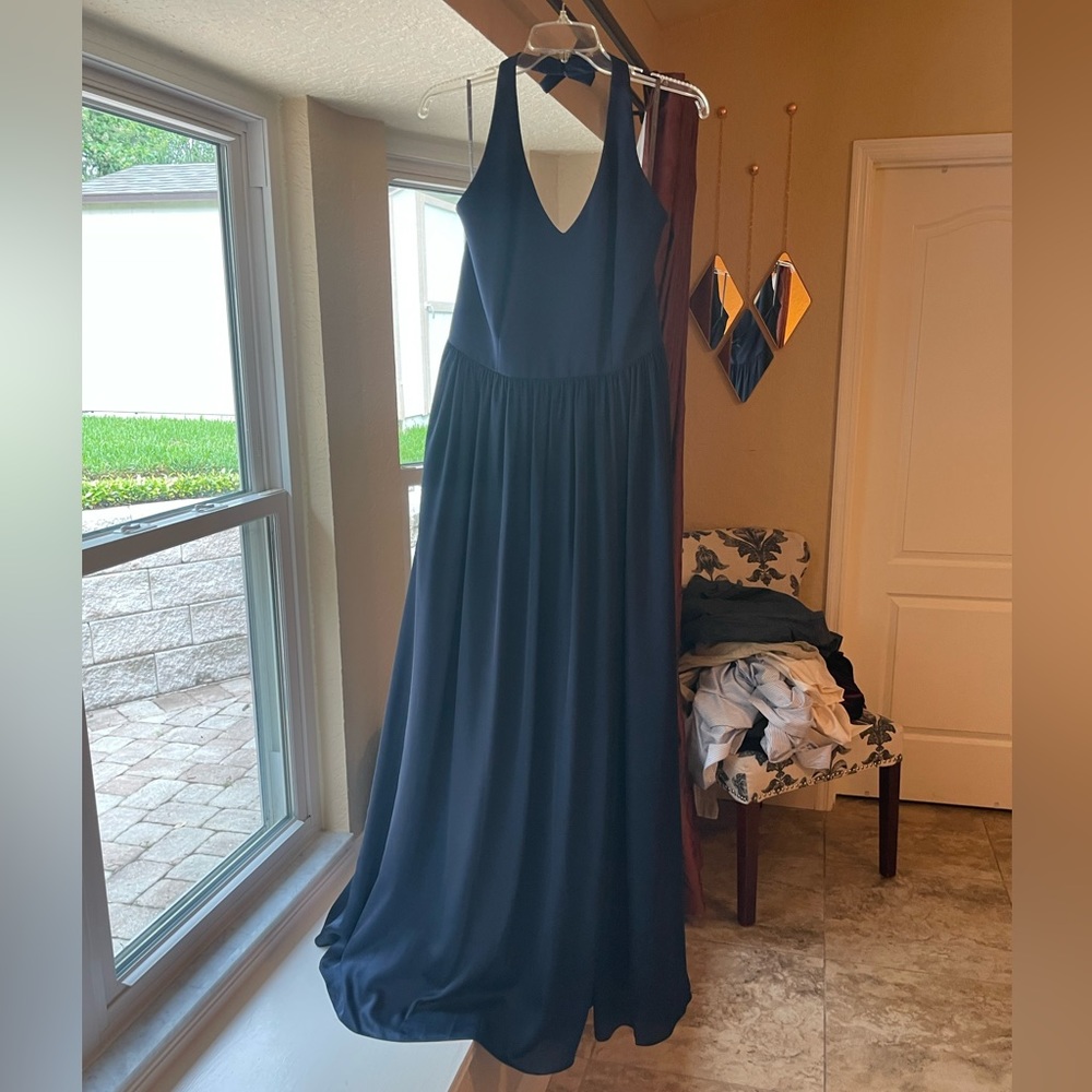 Vera Wang White Collection Bridesmaids Dress, size 12 unaltered, Navy Blue.